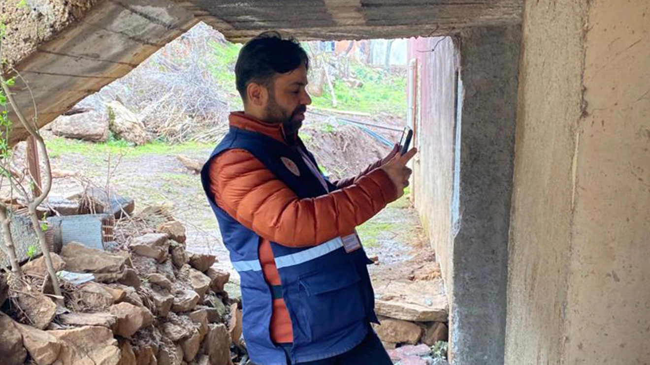 Selçuk University staff conducts damage assessment in Osmaniye